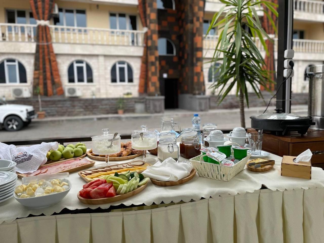 Grand Hotel Kapan, Armenia Exterior photo